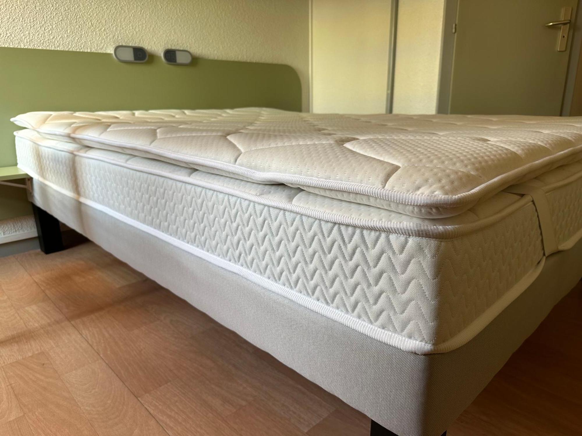 Ibis Budget Lisieux Eksteriør billede